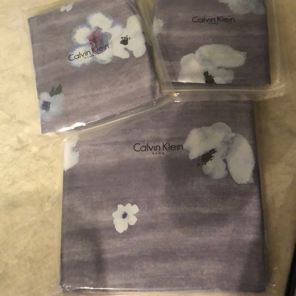 Calvin Klein Bonaire orchid queen duvet, 2 shams - Picture 6 of 7